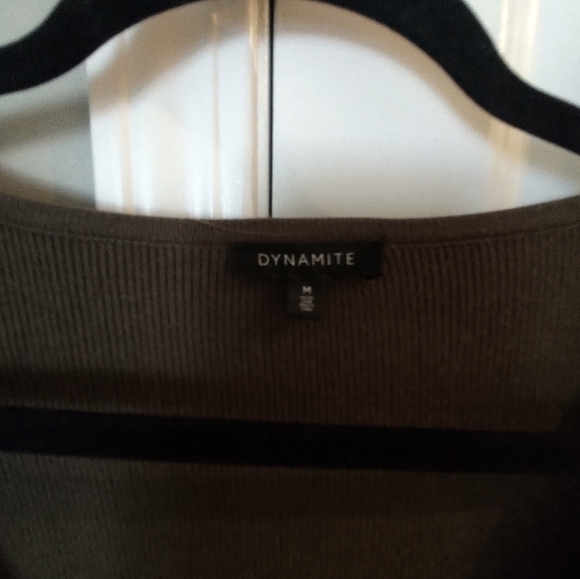 V Neck Dynamite Sweater Size M - Picture 4 of 4